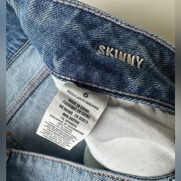 American Eagle Stretch Low Rise Medium Wash Soft Blue Skinny Jeans Women’s Sz 6 - Picture 2 of 7